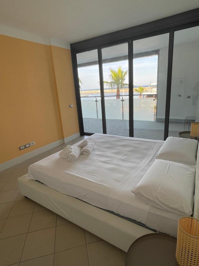 San Lorenzo Marina * San Lorenzo al Mare